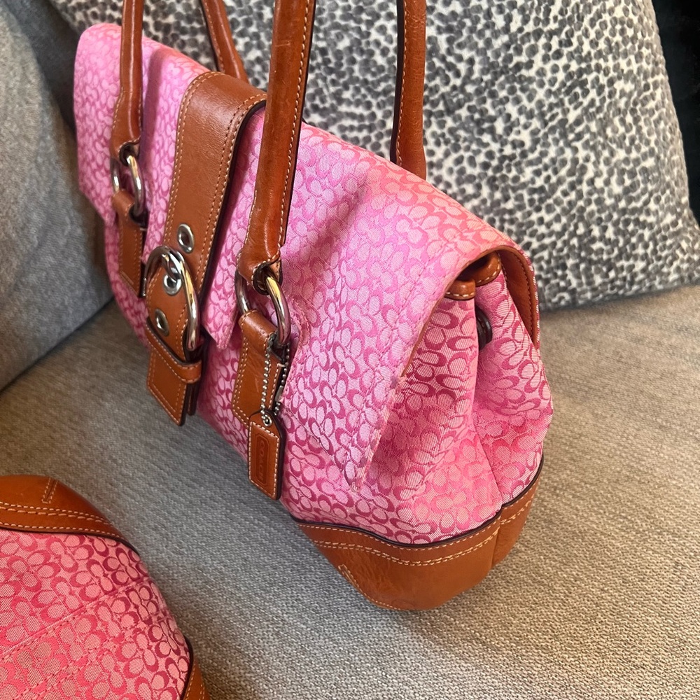 Coach Rare Pink and Brown Signature Ashley Flap Hampton Soho Shoulder Bag - Picture 4 of 8